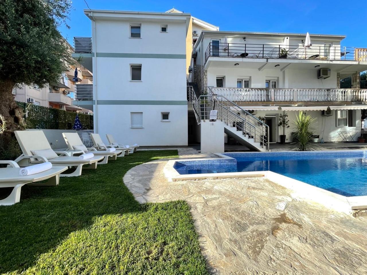 Apartments Monika Budva Eksteriør billede